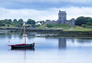 Co Galway Prints: Dunguaire Castle, Co