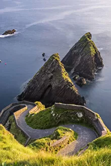 Images Dated 20th June 2016: Dunquin pier (Dun Chaoin), Dingle peninsula, County Kerry, Munster province, Ireland, Europe