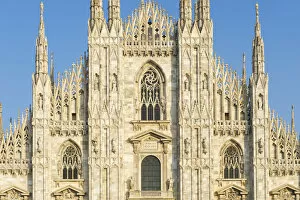 Images Dated 10th April 2015: Duomos cathedral lit by the afteroon light in Milan, Italy