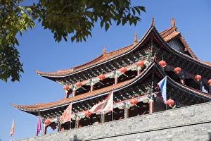 Images Dated 14th February 2017: East Gate, Dali, Yunnan, China