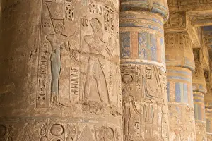Egypt, Luxor, West Bank, The temple of Ramesses 111 at Medinet Habu, Columns in