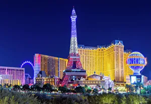 Lifestyle Prints: Eiffel Tower of the Paris Hotel