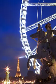 Images Dated 21st January 2014: Eiffel Tower From Place De La Concorde With Big Wheel And Statue In Foreground, Paris