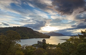 Wester Ross Prints: Eilean Donan Castle, nr Dornie, Loch Alsh, Wester Ross, Western Highlands, Scotland, UK