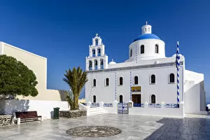 Ekklisia Agios Onoufrios church, Oia, Santorini, South Aegean, Greece