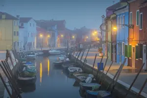 Canals Prints: El Caago ('fog'in local dialect) surrounded the small island of Burano