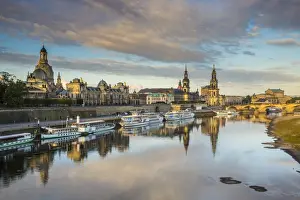Elbe River, and city skyline, Dresden, Saxony, Germany