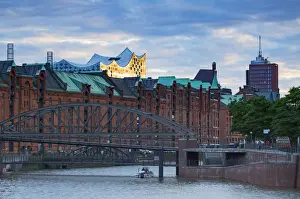 Warehouse District Prints: Elbphilharmonic concert hall and warehouses of Speicherstadt (UNESCO World Heritage Site)
