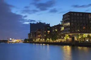Ian Tower Prints: Elbphilharmonie concert hall and apartments of Marco Polo Terrace in HafenCity, Hamburg