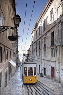 Lisboa Prints: Elevador da Bica