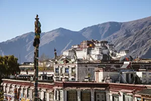 Images Dated 14th March 2017: Elevated view of Barkhor square and Potala palace, Lhasa, Tibet