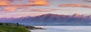 Images Dated 5th November 2013: Elevated view over dramatic landscape illuminated at sunrise, Kaikoura, South Island