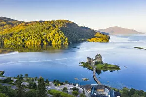 Images Dated 22nd January 2021: Elevated view of Eilean Donan Castle on Loch Duich, Dornie, Scotland, UK