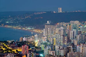 Images Dated 24th August 2022: Elevated view of high-rise buildings of Vina del Mar at twilight, Valparaiso Province