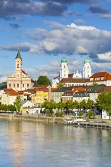 Images Dated 24th August 2015: Elevated view towards the picturesque city of Passau, Passau, Lower Bavaria, Bavaria