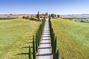 Agricolture Gallery: Elevated view of Poggio Covili, Val d Orcia, Tuscany, Italy
