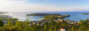 Images Dated 25th September 2012: Elevated view over Port Antonio & Navy Island, Portland Parish, Jamaica, Caribbean