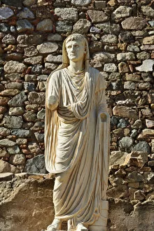 Extremadura Collection: The Emperor Augustus in the gardens of the Roman Theatre of Merida, a construction