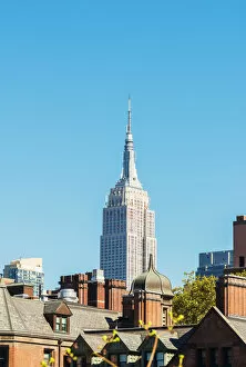 Images Dated 2nd February 2017: Empire state building from the High line park, New York, USA
