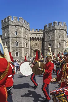 Images Dated 5th September 2019: England, Berkshire, Windsor, Windsor Castle, Changing The Guard Ceremony