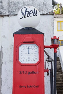 Images Dated 14th October 2013: England, Cornwall, St.Mawes, Historical Petrol Pump