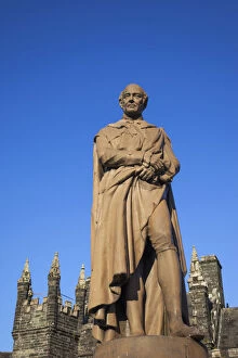 Images Dated 21st November 2012: England, Devon, Tavistock, Statue of Francis Russell, Duke of Bedford