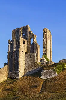 England, Dorset, Isle of Purbeck, Corfe Castle, Corfe Castle Ruins
