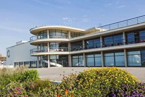 Images Dated 25th September 2017: England, East Sussex, Bexhill, De la Warr Pavillion