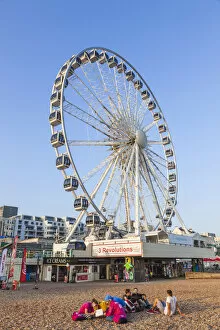 Images Dated 25th November 2014: England, East Sussex, Brighton, Brighton Wheel