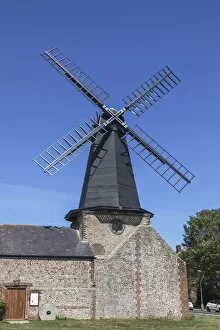Images Dated 30th September 2020: England, East Sussex, Brighton and Hove, Hove, West Blatchington Windmill
