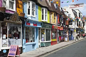 Images Dated 8th November 2011: England, East Sussex, Brighton, Kemptown, Street Scene