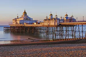 Images Dated 5th September 2019: England, East Sussex, Eastbourne, Early Morning Light on Eastbourne Pier and Eastbourne