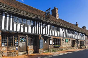 England, East Sussex, South Downs, Alfriston Village, The George Inn Pub