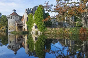 Images Dated 5th September 2019: England, East Sussex, Tunbridge Wells, Lamberhurst, Scotney Castle
