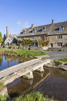 Images Dated 6th January 2016: England, Gloucestershire, Cotswolds, Upper Slaughter