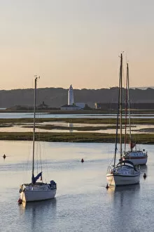 Images Dated 1st October 2021: England, Hampshire, The New Forest, Keyhaven, Hurst Castle and Lighthouse