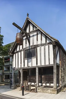 Images Dated 17th October 2013: England, Hampshire, Southampton, The Medieval Merchants House