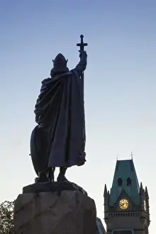 Hampshire Prints: England, Hampshire, Winchester, King Alfred Statue