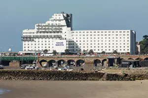 Folkestone Prints: England, Kent, Folkestone, Sunny Sands Beach and Grand Burstin Hotel