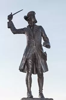 Images Dated 8th September 2014: England, Kent, Westerham, Statue of General Wolfe