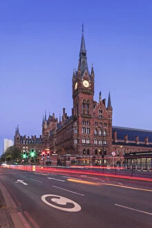 Images Dated 22nd June 2020: England, London, Camden, St.Pancras Railway Station