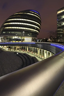 Steel Prints: England, London City Hall at the River Thames