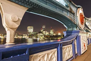Images Dated 21st April 2016: England, London, City Skyline