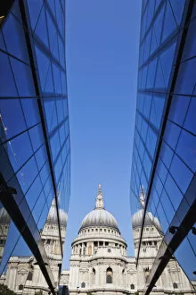 Images Dated 27th July 2012: England, London, The City, St Pauls Cathedral