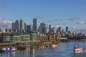 England, London, Docklands, River Thames and Canary Wharf Skyline