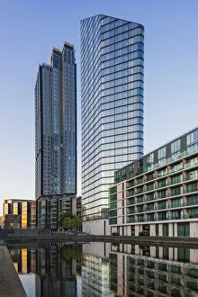 Images Dated 22nd June 2020: England, London, Islington, City Road Basin and Chronicle Tower Development