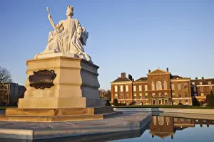 Kensington Prints: England, London, Kensington, Queen Victoria Statue and Kensington Palace