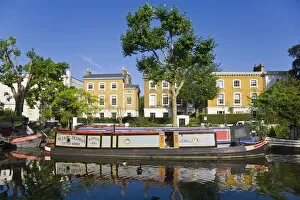 Images Dated 25th September 2008: England, London, Maida Vale, Little Venice, Canal boats