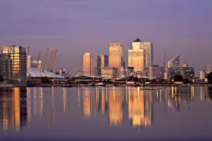 Images Dated 4th December 2009: England, London, Newham, Royal Victoria Docks, Canary Wharf buildings and O2 Arena