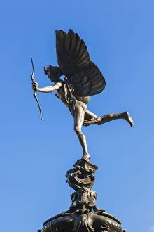 Images Dated 30th September 2016: England, London, Piccadilly Circus, Eros Statue